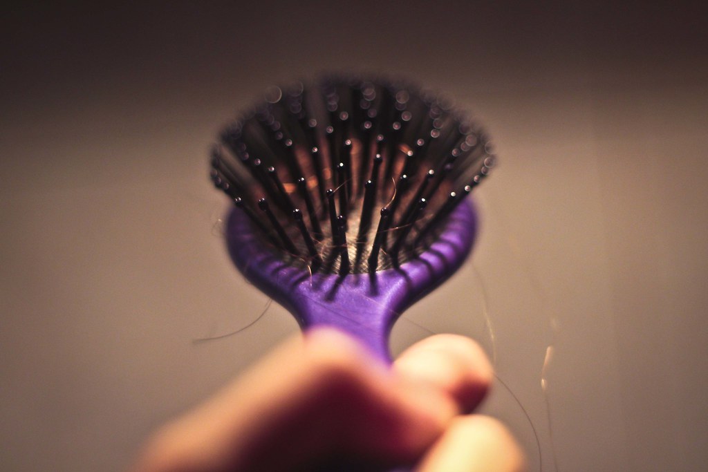 straightener brush