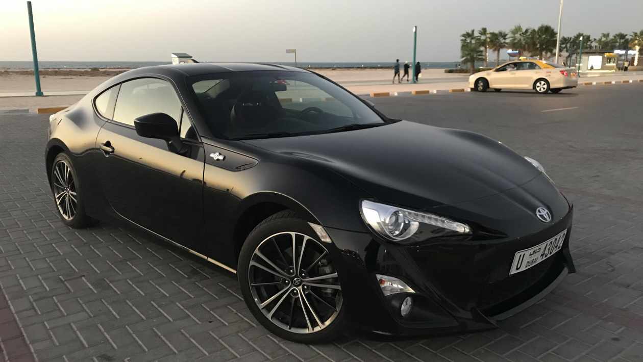 Renting the Best Luxury Cars in Bangkok