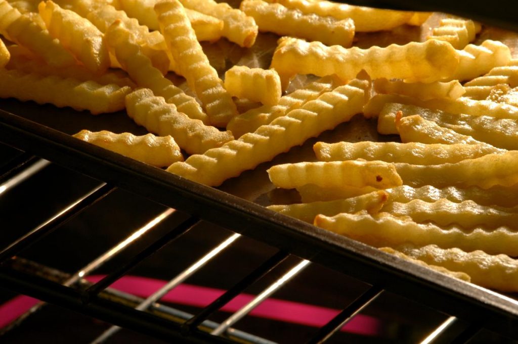 how to reheat fries