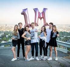 Family Details Of Lev Cameron