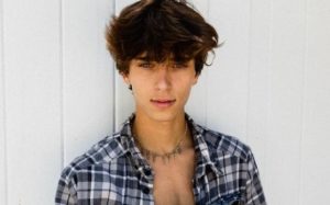 Josh Richards Net Worth